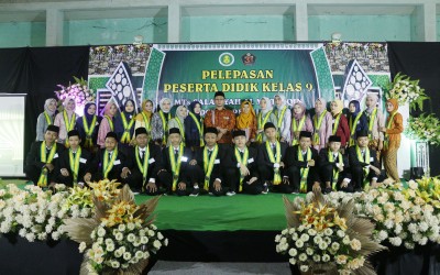 FOTO PELEPASAN 2022